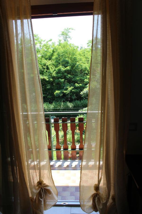Il Casolare Del Medio Olona Bed & Breakfast Fagnano Olona Екстериор снимка