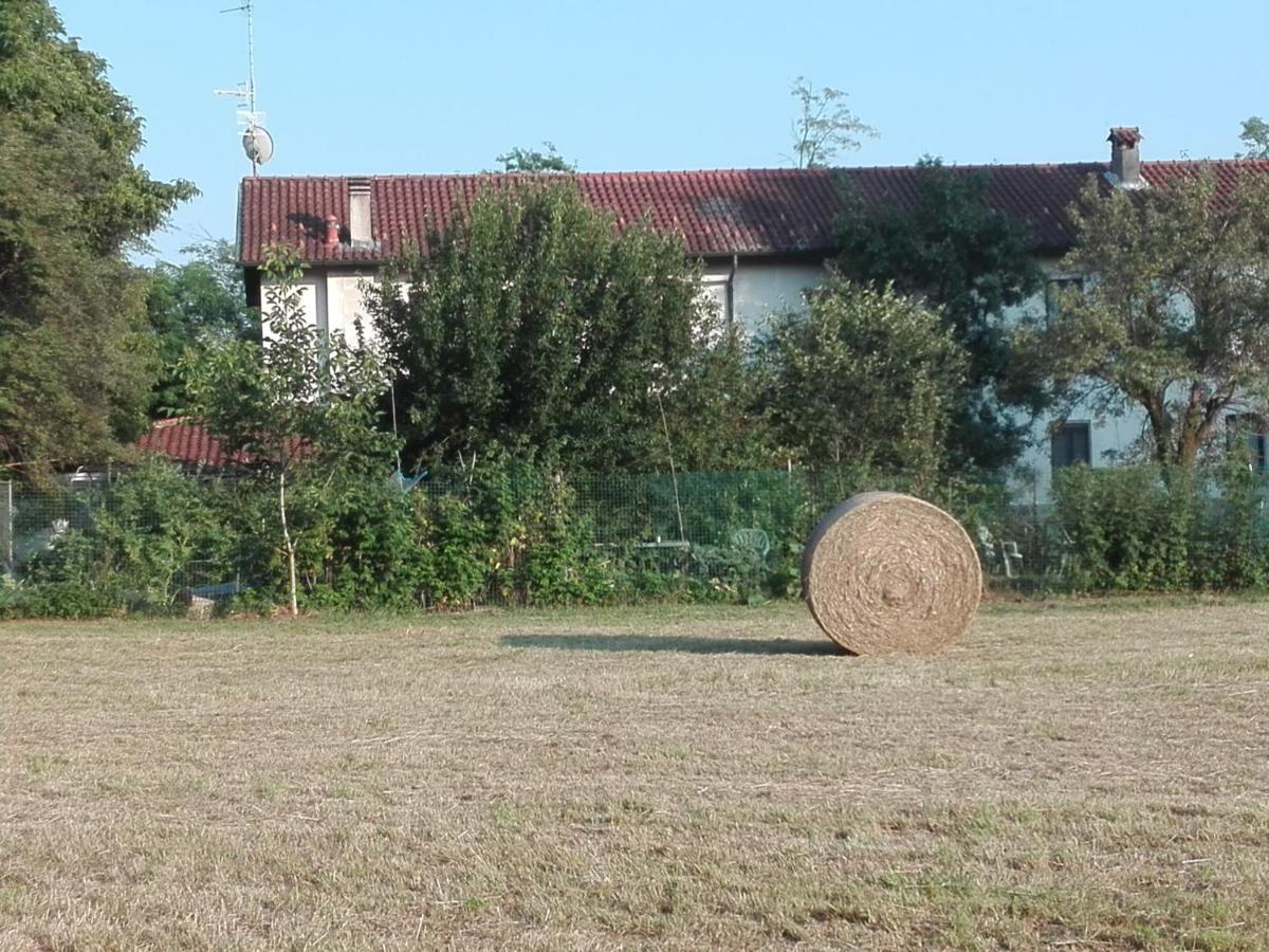 Il Casolare Del Medio Olona Bed & Breakfast Fagnano Olona Екстериор снимка