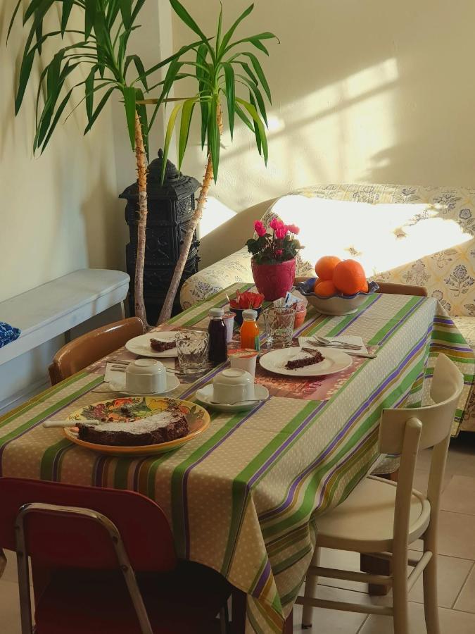 Il Casolare Del Medio Olona Bed & Breakfast Fagnano Olona Екстериор снимка