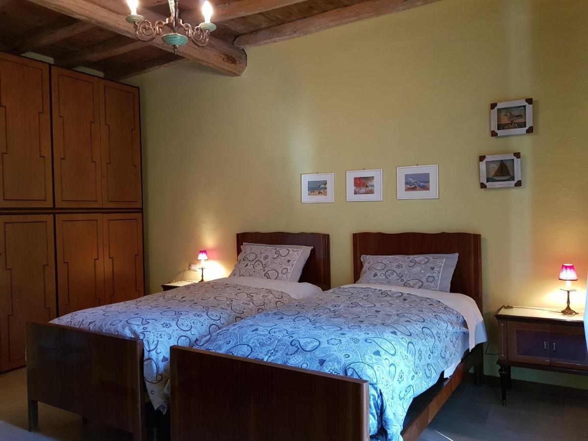 Il Casolare Del Medio Olona Bed & Breakfast Fagnano Olona Екстериор снимка