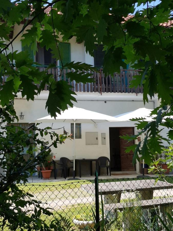 Il Casolare Del Medio Olona Bed & Breakfast Fagnano Olona Екстериор снимка