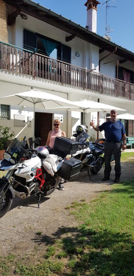 Il Casolare Del Medio Olona Bed & Breakfast Fagnano Olona Екстериор снимка